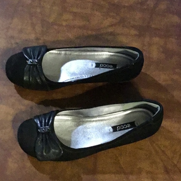 ECCO Black Suede Leather Bow Ballet Flats Comfy Classic Dressy 37 - Picture 8 of 16